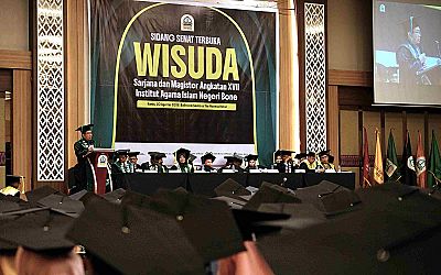 706 Sarjana dan Magister IAIN Bone Diwisuda, Rektor Dorong Wisudawan Untuk Tidak Berhenti Belajar
